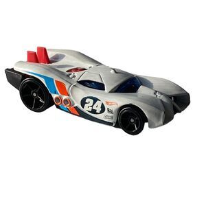 Mattel Hot Wheels Prototype H24 Diecast Car Race Aces Multipack 2007 White DJD17